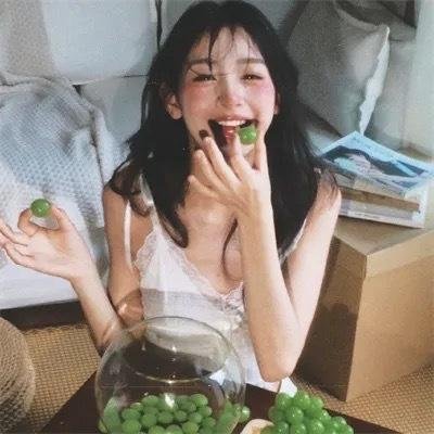 抓住救命稻草的野兽们